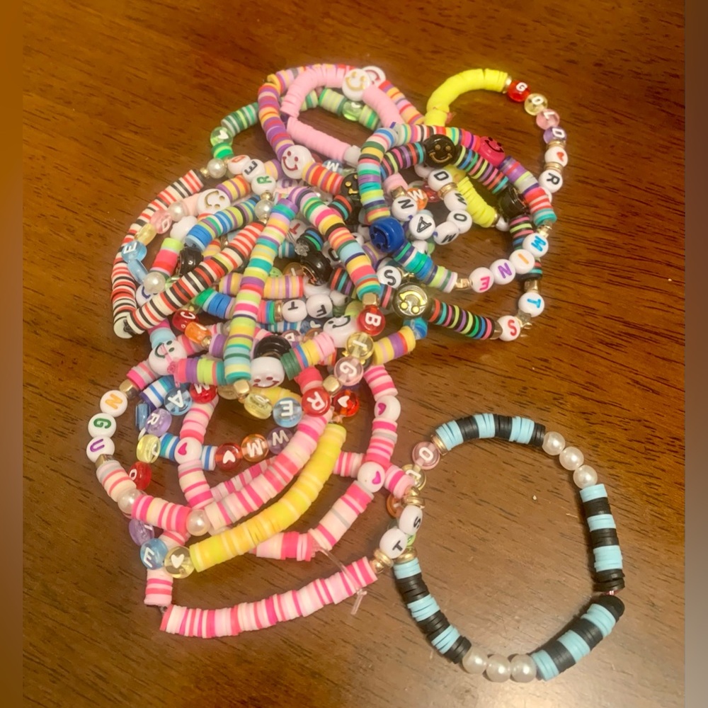 Taylor Swift | The Eras Tour | handmade friendship bracelets
